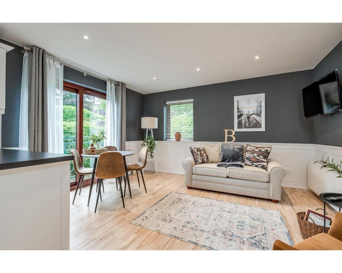 Central Belfast Apartments Windsor Bagian luar foto