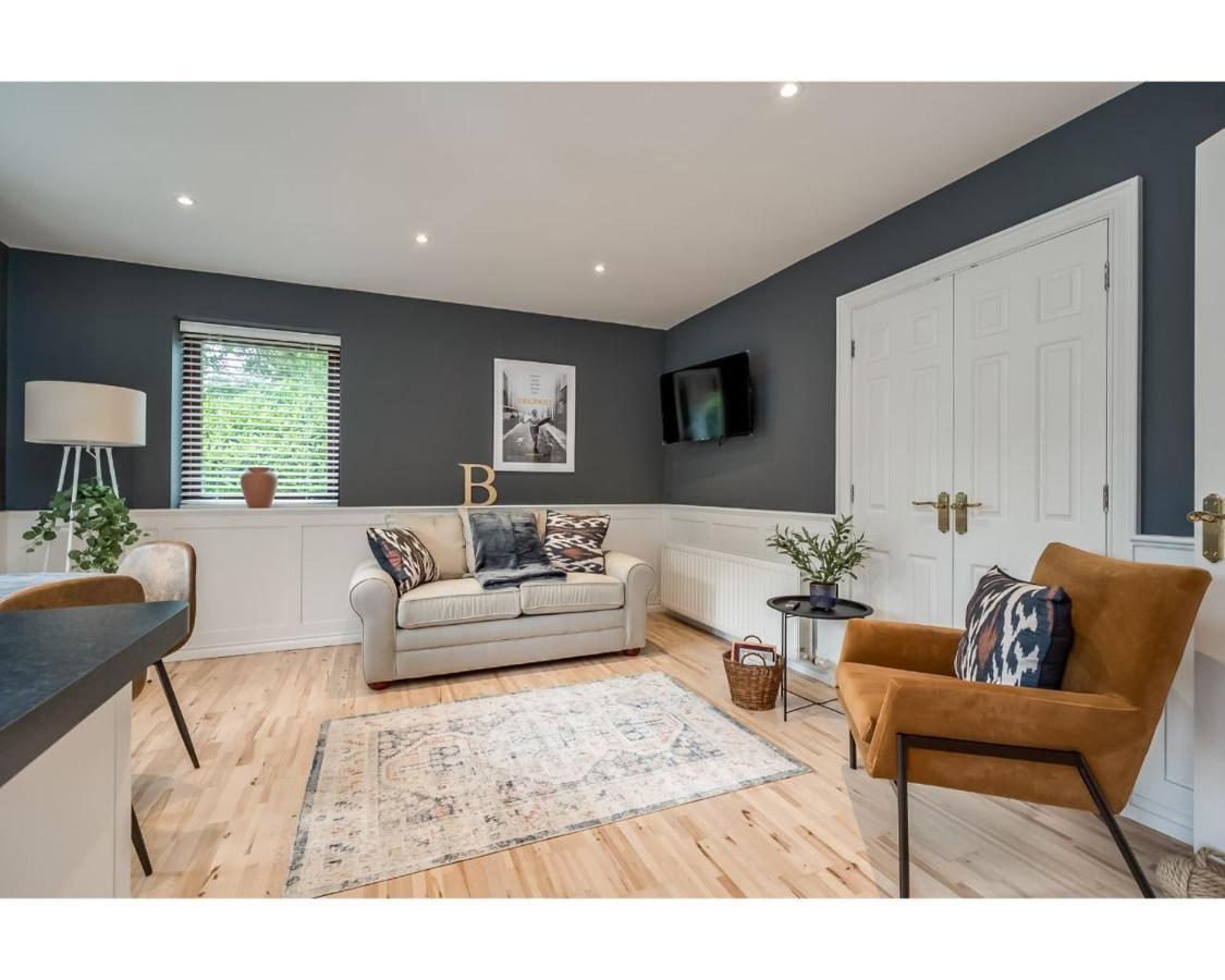 Central Belfast Apartments Windsor Bagian luar foto
