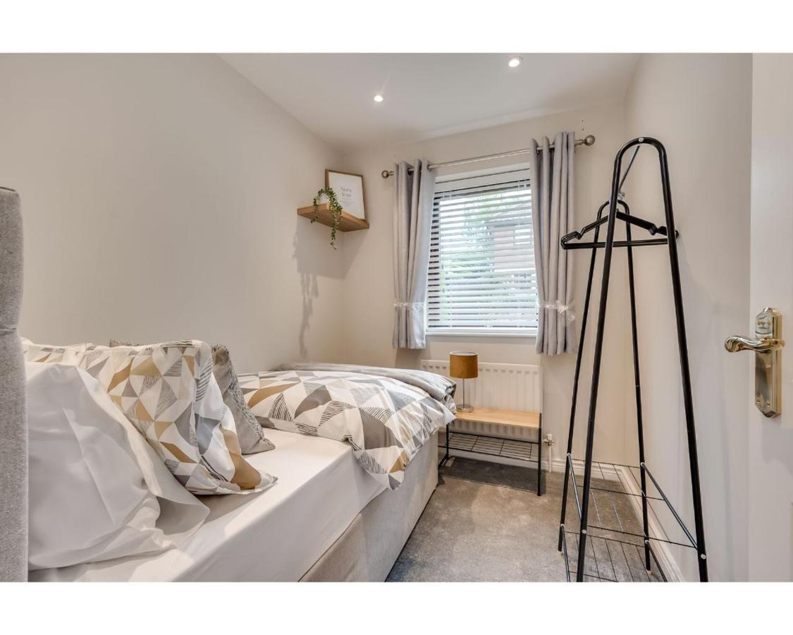 Central Belfast Apartments Windsor Bagian luar foto